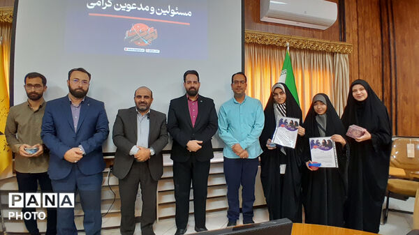 تجلیل از برگزیدگان استانی لیگ جت دانش‌آموزی ناحیه۴ 