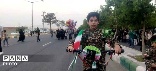 دوچرخه هایی در راه میهن