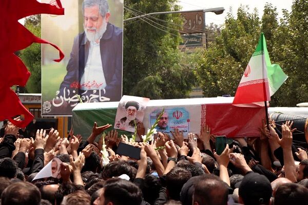 پیکر سردار شهید «ایزدی» در حرم حضرت معصومه(س) آرام گرفت