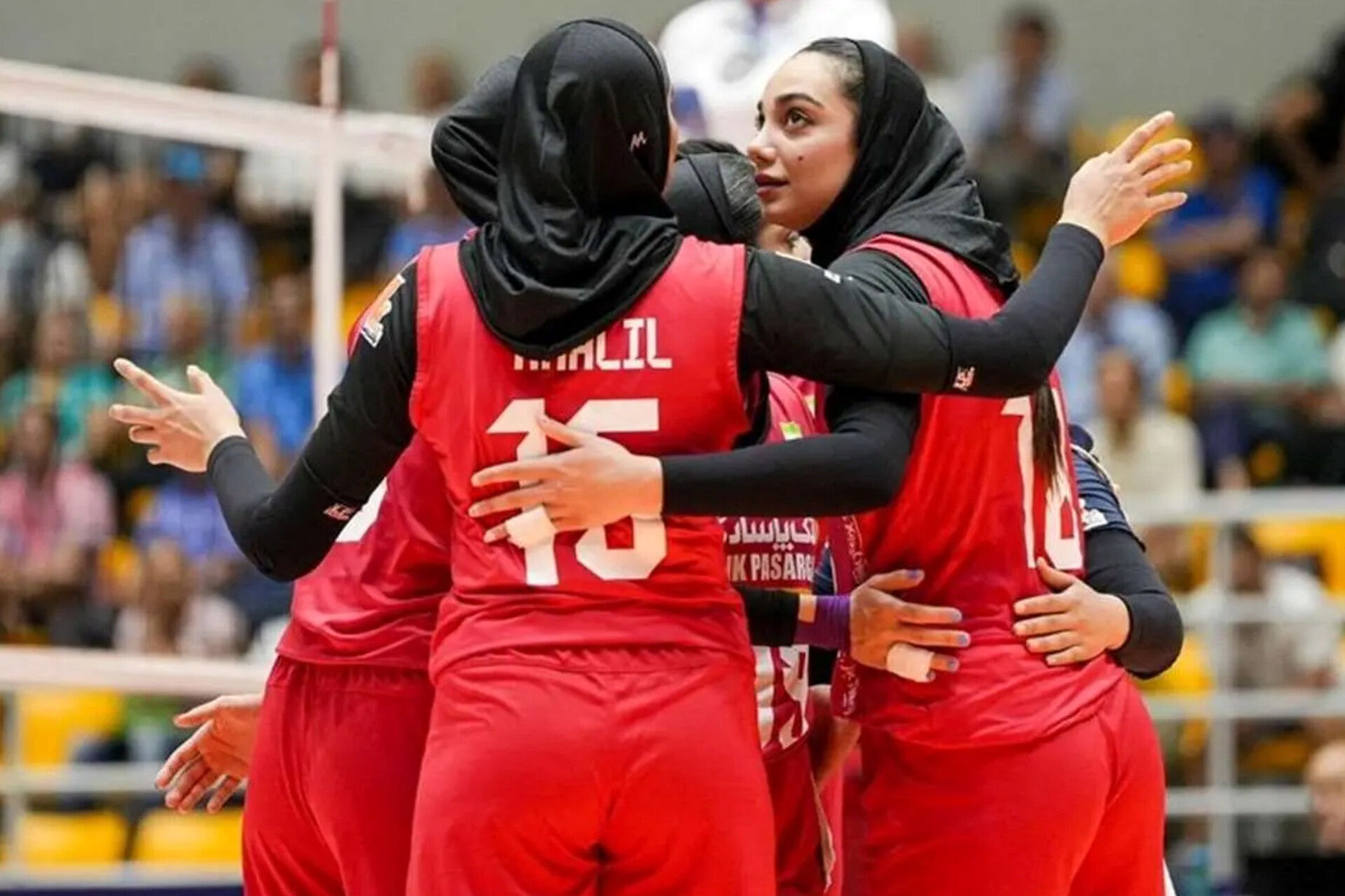 پایان دور رفت والیبال زنان با قهرمانی سایپا و شهرآرکا