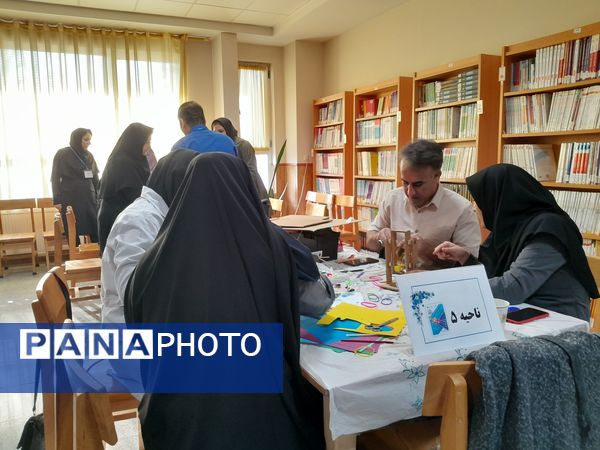 کارگاه آموزشی دبیران استان خراسان رضوی در دبیرستان مصلی نژاد حضرت زهرا(س)