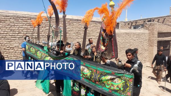 تعزیه خوانی عاشورا در روستای برزنون