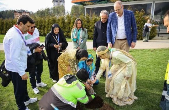 غرس نهالی از دانش‌آموز تبریزی در قلب المپیک جهانی صربستان