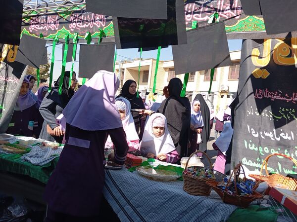 دبستان شهید کشاورز در سوگ فاطمیه