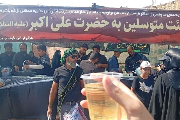 موکب های پذیرایی در روز عاشورای حسینی در روستای فدیشه
