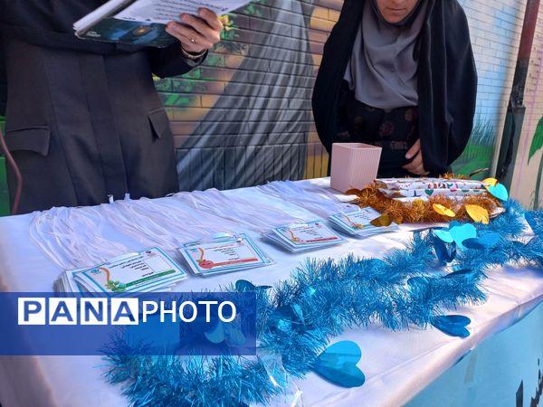 جلسه توجیهی  سفیران سلامت دبستان دخترانه شطیطه۲