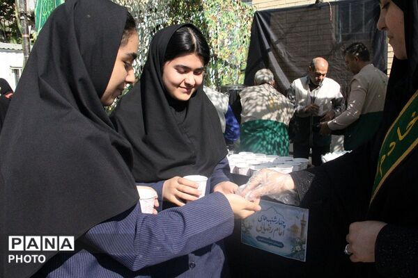 چهارشنبه‌های امام رضایی در دبیرستان بنت‌الهدی بهارستان دو