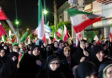 ریشه ظلم یهود رو بزن‌