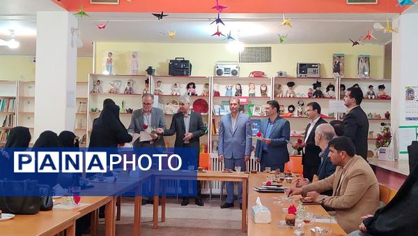 جلسه تقدیر از مدیران و معاونین پرورشی در کانون پرورش فکری کودکان و نوجوانان