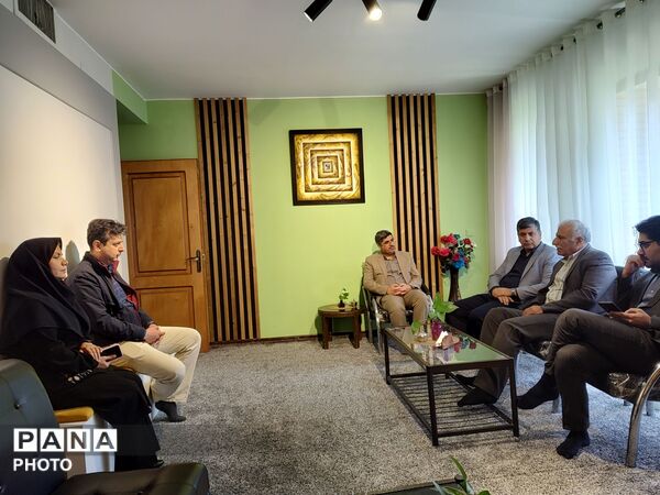 ورکشاپ هنری" نقش آفرین باش" کانون فرهنگی تربیتی ۱۵ خرداد ناحیه سه مشهد