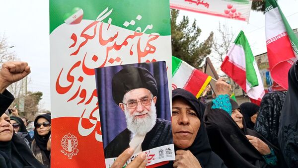 راهپیمایی یوم الله ۲۲ بهمن ماه امسال پررنگ تر از همیشه در شهر نیشابور 