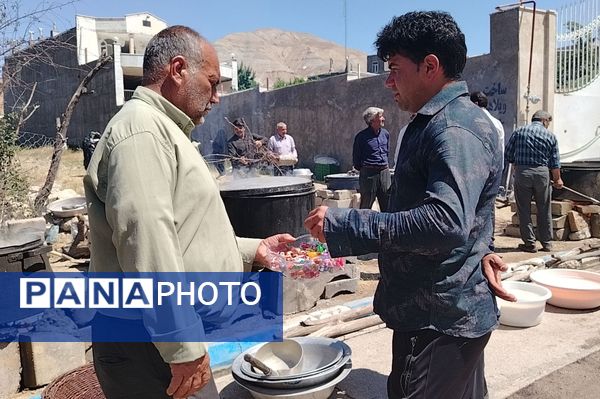 اطعام بزرگ عید غدیردر شهر بارنیشابور