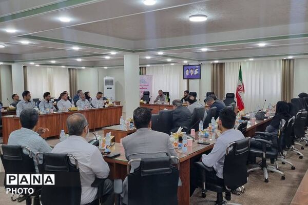 نشست بصیرتی هفته دفاع مقدس در چهاردانگه