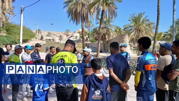 همایش دوچرخه‌سواری در فین 