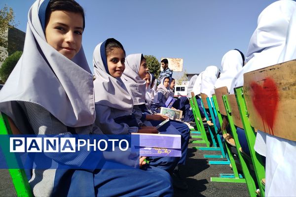 مدرسه فروغ دانش میزبان آیین باشکوه جشن عاطفه‌ها شد