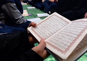 محفل انس با قرآن کریم در گناباد