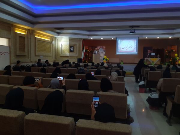 برگزاری جلسه رؤسای انجمن اولیا و مربیان مدارس شهرستان اسلامشهر