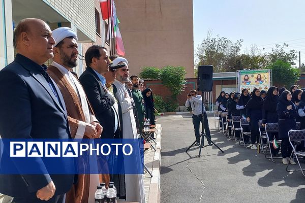 مراسم آغاز سال تحصیلی و نواختن زنگ مقاومت