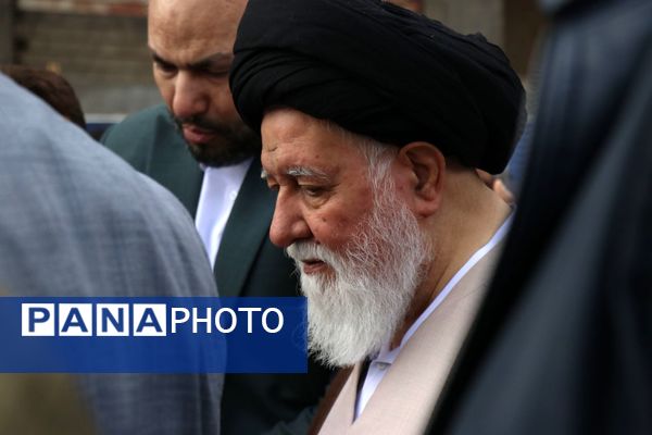 اجتماع عظیم منتظران ظهور در میدان شهدا مشهد