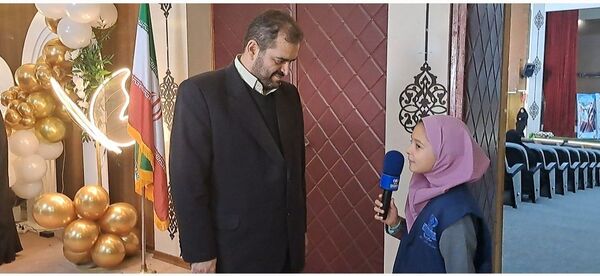 آیین تجلیل از برترین‌های کنکور سراسری مدارس متوسطه ناحیه یک مشهد