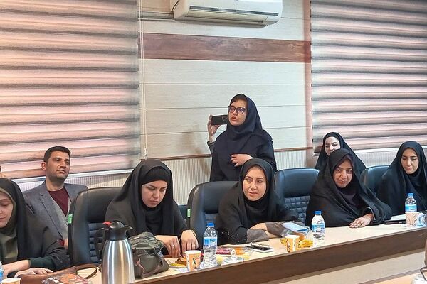 آیین تجلیل از پژوهشگران و فناوران برتر آموزش و پرورش ورامین 