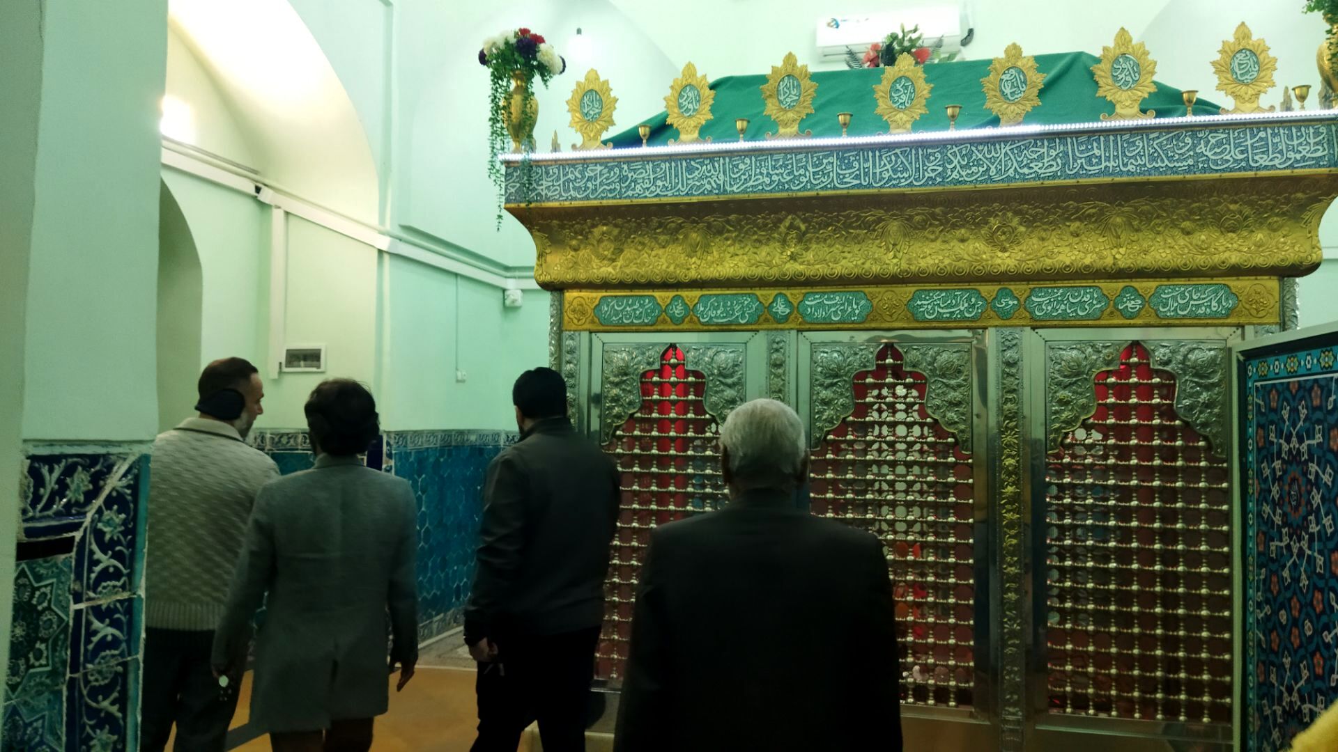 بازدیدمعاونان  پرورشی نیشابور  از امامزاده محروق و ابراهیم 