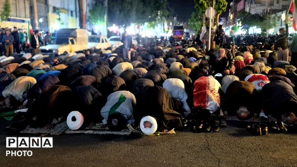 خروش مردم فردیس در تداوم مسیر انقلاب