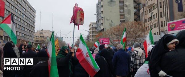 حضور حماسی مردم تهران در راهپیمایی روز قدس