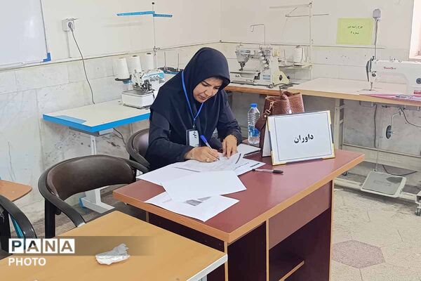 رقابت هنرجویان خراسان شمالی در مرحله استانی سومین المپیاد شایستگی‌محور/2