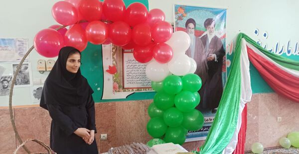جشن باشکوه ولادت حضرت مهدی(عج) در دبیرستان آسیه رضوان