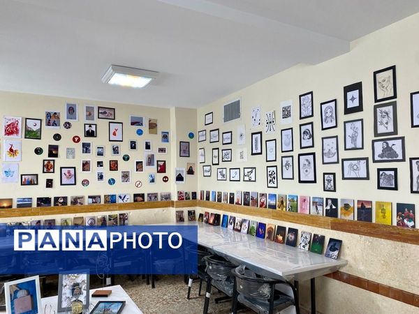 جشنواره هنری دانش‌آموزان رشته کاشی و عکاسی هنرستان کبری زرگران ملارد 