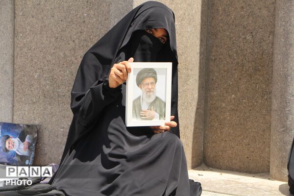 آخرین وداع با قائد شهید: پیکر مطهر آیت‌الله سیدعلی‌خامنه‌ای در میان سیل عاشقان به مصلی تهران رسید 