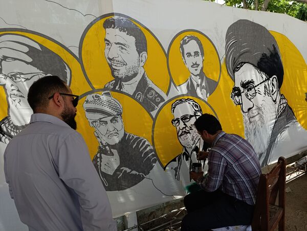 نمایشگاه نقاشی حماسه حسینی در اداره آموزش و پرورش ناحیه ۷ مشهد مقدس