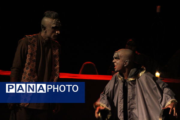 اجرای نمایش عاشقانه‌ حماسی شام آخر در یزد