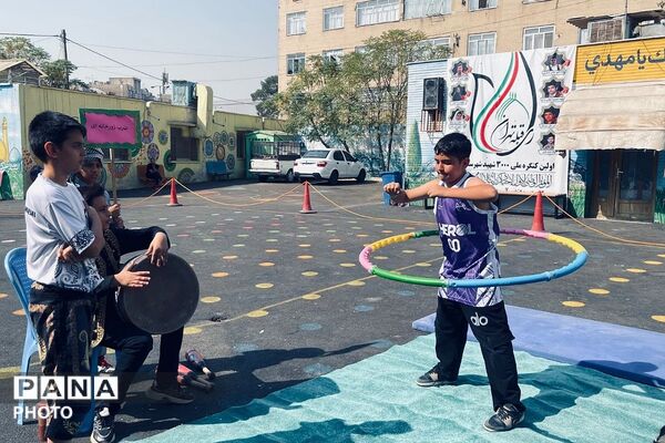 هنرنمایی دانش‌آموزان مدارس شهرری در افتتاحیه المپیاد ورزشی درون مدرسه‌ای 