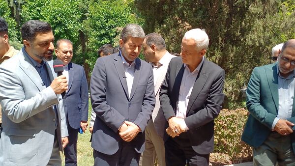 آیین بهره‌برداری از گذر صنایع دستی اصفهان