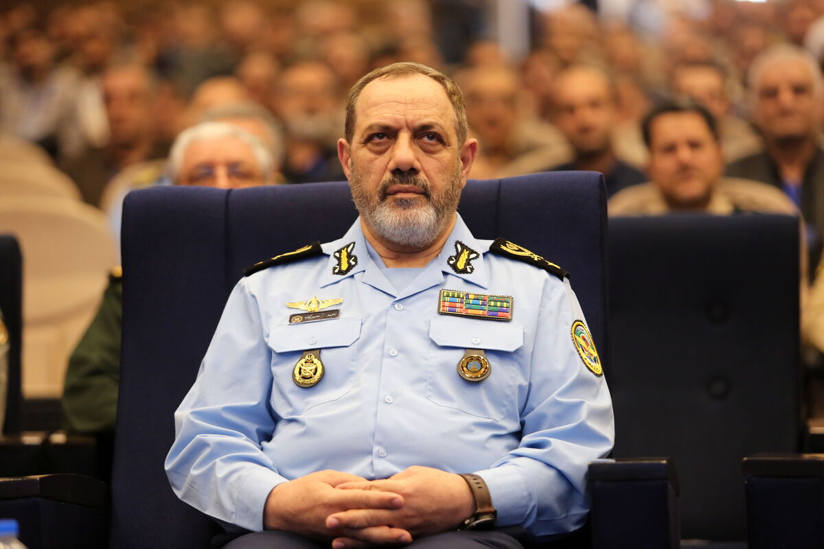 وداع با وزیر شهید؛ پیکر مطهر امیر سرلشکر عزیز نصیرزاده در بهشت زهرا آرام گرفت 