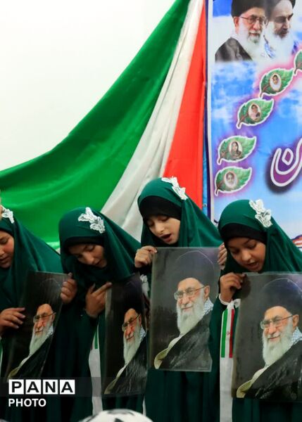 اجتماع دختران جانفدا در شهر جعفریه قم 