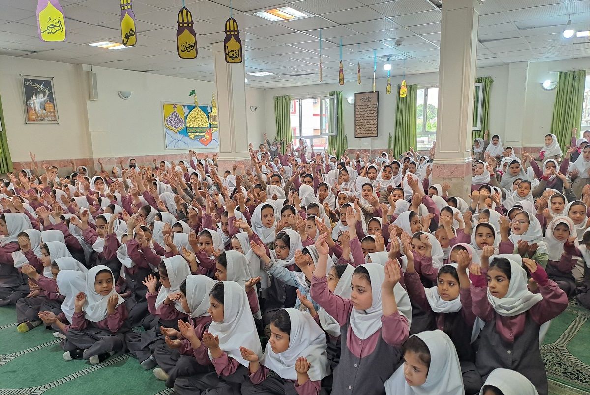 برگزاری جشن میلاد حضرت فاطمه معصومه (س) در مدارس منطقه پردیس