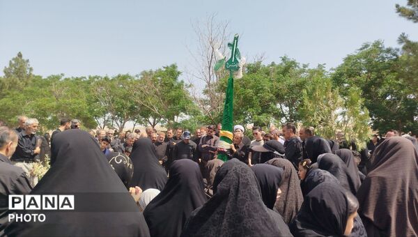 مراسم عزاداری در روز عاشورا همراه با حضور پر شور مردم روستای شوریاب
