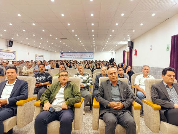 اولین جلسه انجمن اولیا و مربیان دبیرستان رئیس زاده شهرستان خلیل آباد 