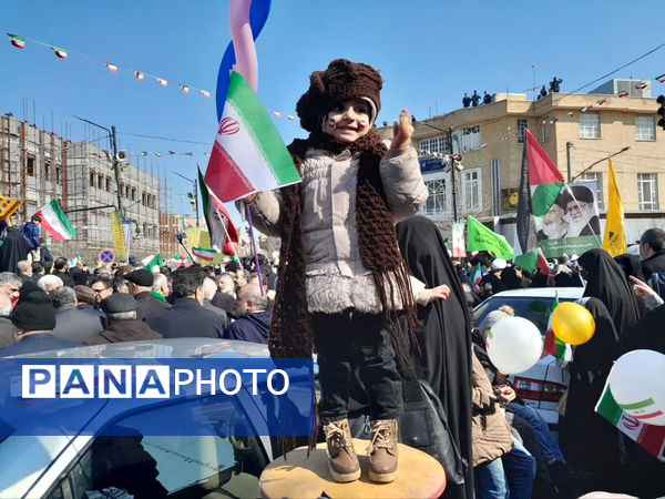 راهپیمایی 22 بهمن در قم -2