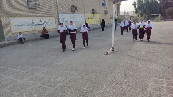 زنگ مهر در مدرسه استقلال نواخته شد