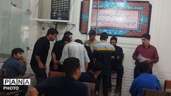 جلسه توجیهی امتحانات نهایی ویژه یازدهم و دوازدهمی های دبیرستان شاهد ابوذر غفاری 