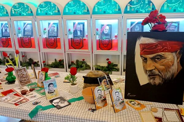 بزرگداشت «مادران چشم به راه»باحضور دانش‌آموزان دبیرستان دخترانه معرفت کهریزک