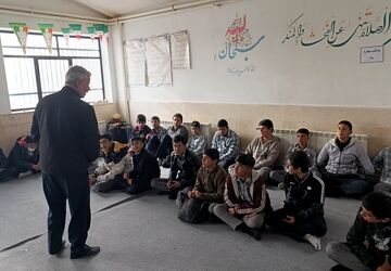 مرحله اول اردوی عملی آمادگی دفاعی در آموزشگاه شیخ فضل‌الله نوری شهر سفیددشت 
