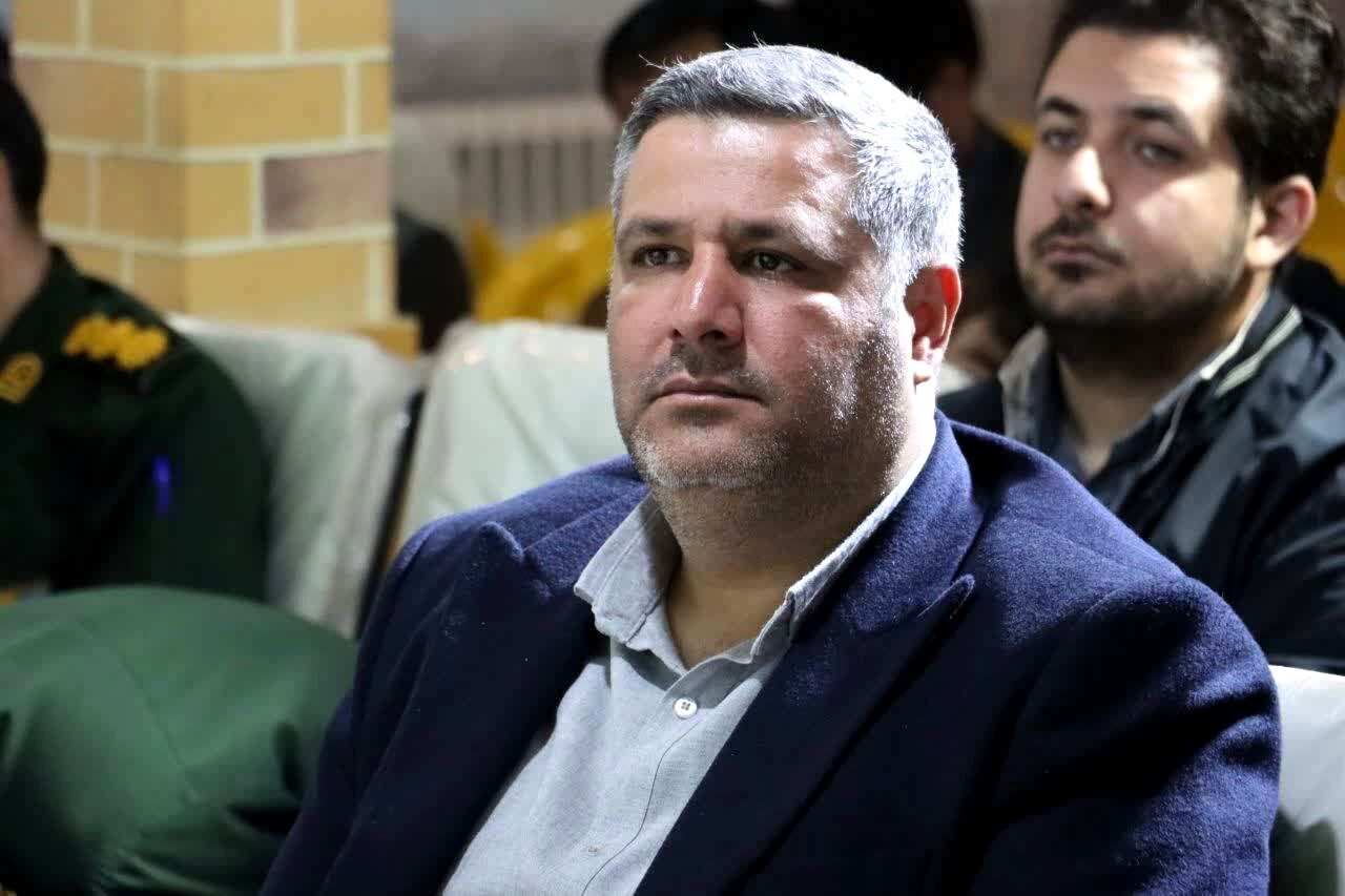 معلمان؛ ستون‌های هویت‌ساز جامعه و معماران تمدن ایران اسلامی‌اند