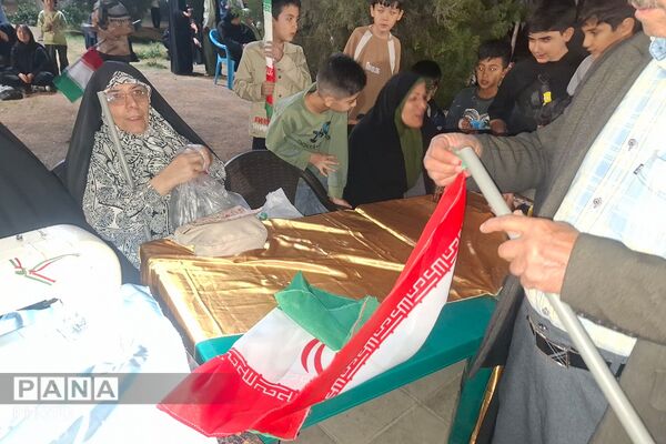 برای حفظ ایران، سنگر ما خیابان