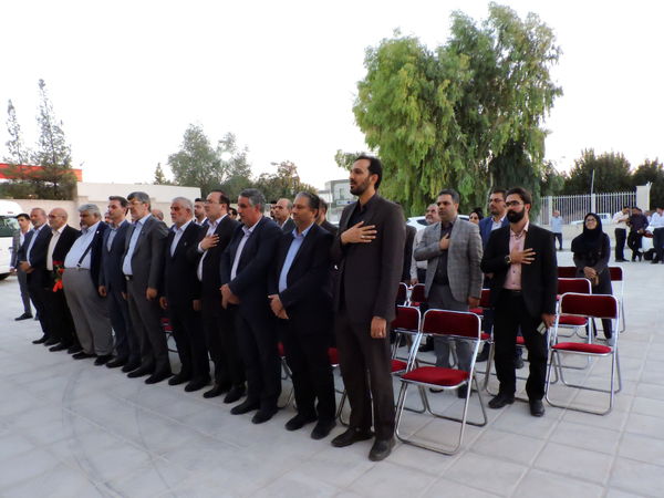 افتتاح هنرستان نساجی شهید ابراهیمی در یزد