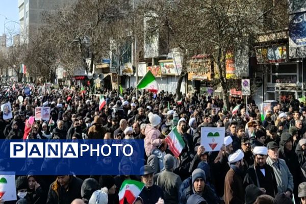 حماسه باشکوه راهپیمایی22 بهمن دراستان اردبیل 